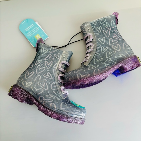 Western Chief Baby/Toddler Girls' Light Up Heart Glitter Rain Boots - Purple - Picture 3 of 8